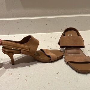 PEDRO GARCÍA Tan Leather Sandal Heels BRAND NEW